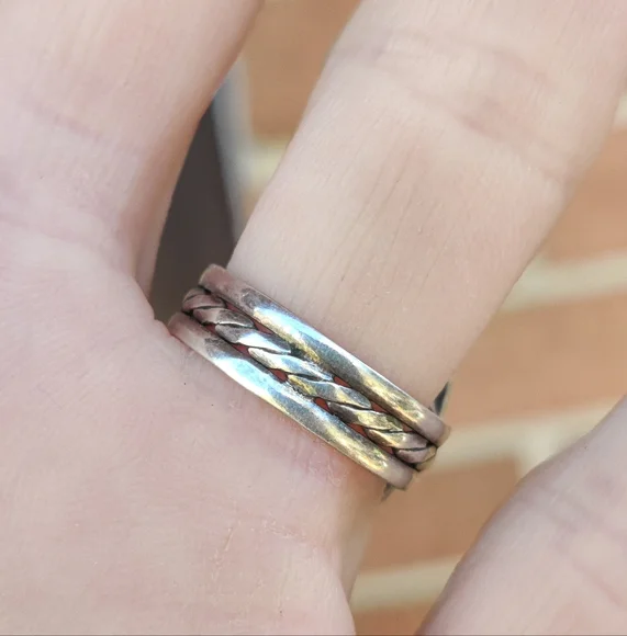 Vintage Sterling Silver Mother Of Pearl Ring - Picture 3 of 6